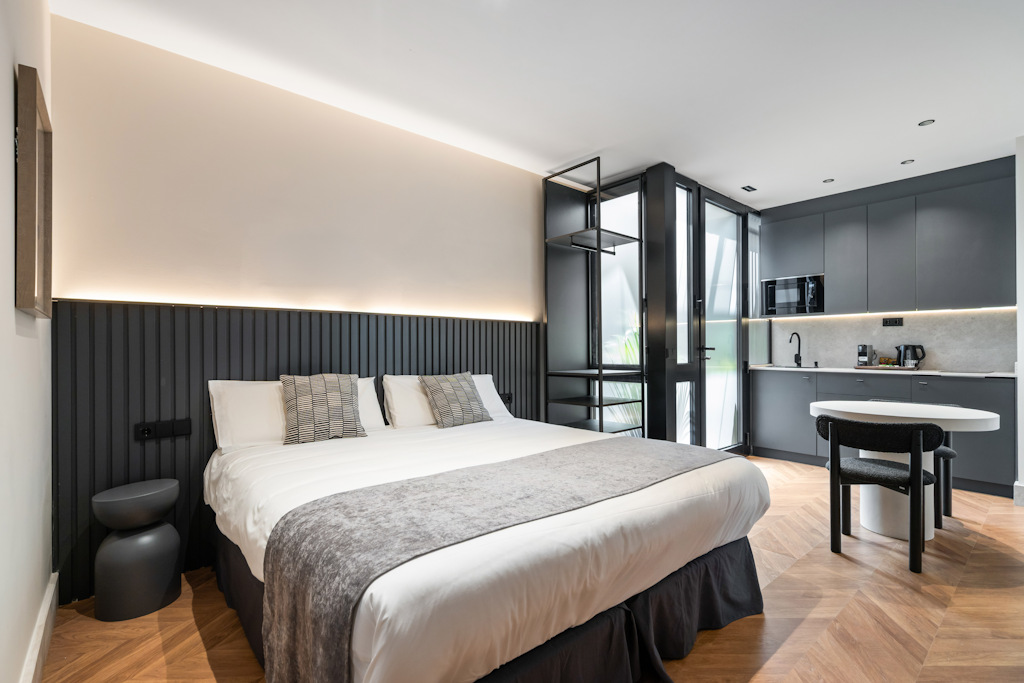 Deluxe Double Suite at Pacífico Suites Madrid